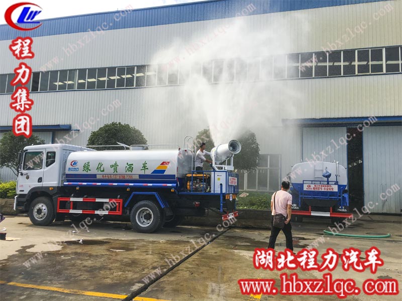 程力東風(fēng)D9灑水車(chē)-這個(gè)夏天值得入手！