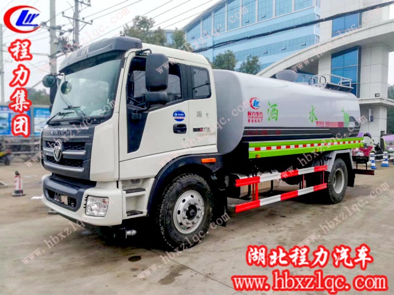 清歌一曲抒人意，朵朵紅花似我顏——程力集團(tuán)灑水車綠化養(yǎng)護(hù)好幫手