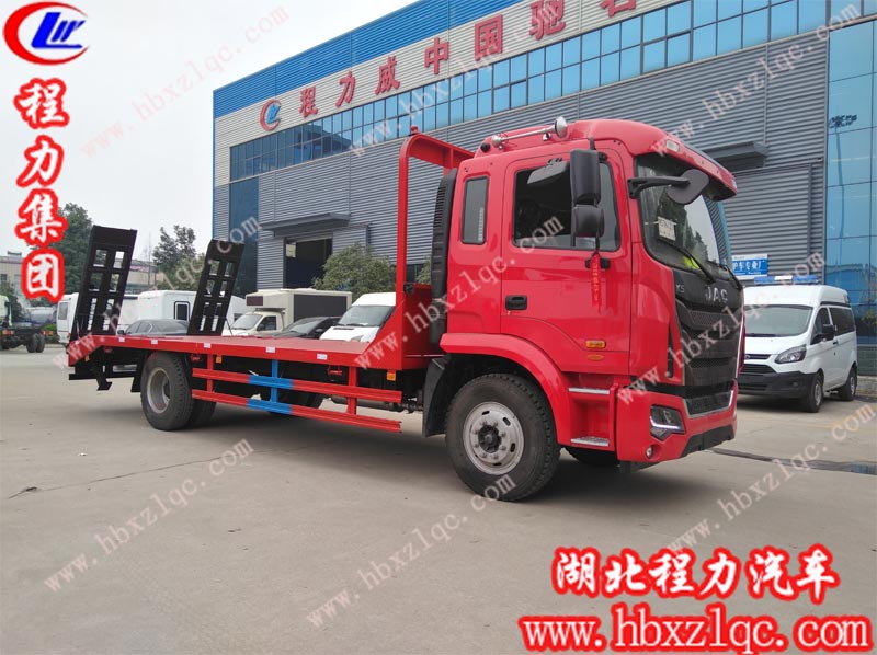 湖北程力專用汽車有限公司江淮K5平板車運輸車品質(zhì)成就經(jīng)典！