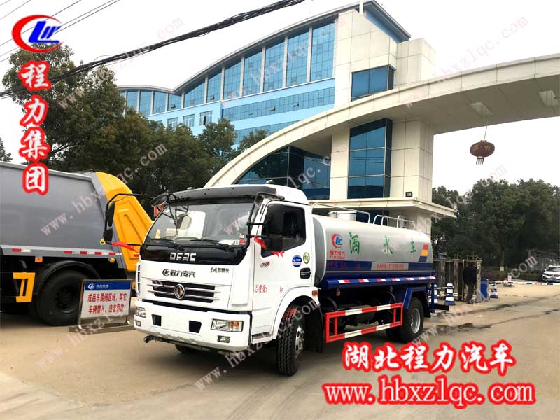 雨季，程力集團灑水車、吸污車銷量持續(xù)走紅