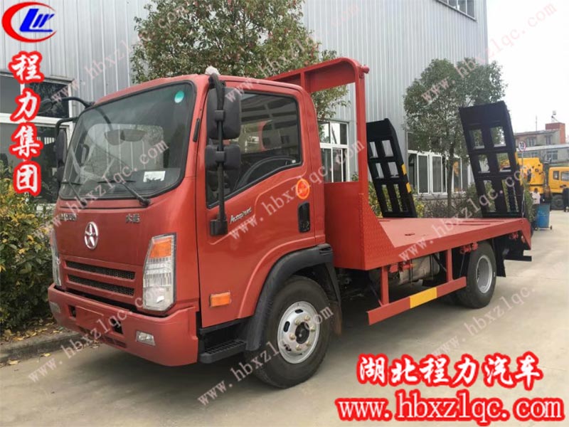 程力集團(tuán)大運(yùn)平板運(yùn)輸車，風(fēng)馳天下