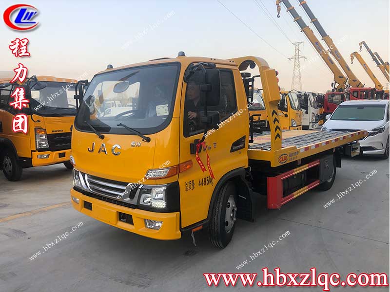 河南客戶舉家來買清障車，貨比三家最終認(rèn)定湖北程力集團(tuán)