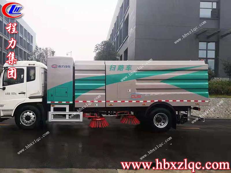 程力集團(tuán)純電動的東風(fēng)天錦掃路車，經(jīng)濟又環(huán)保